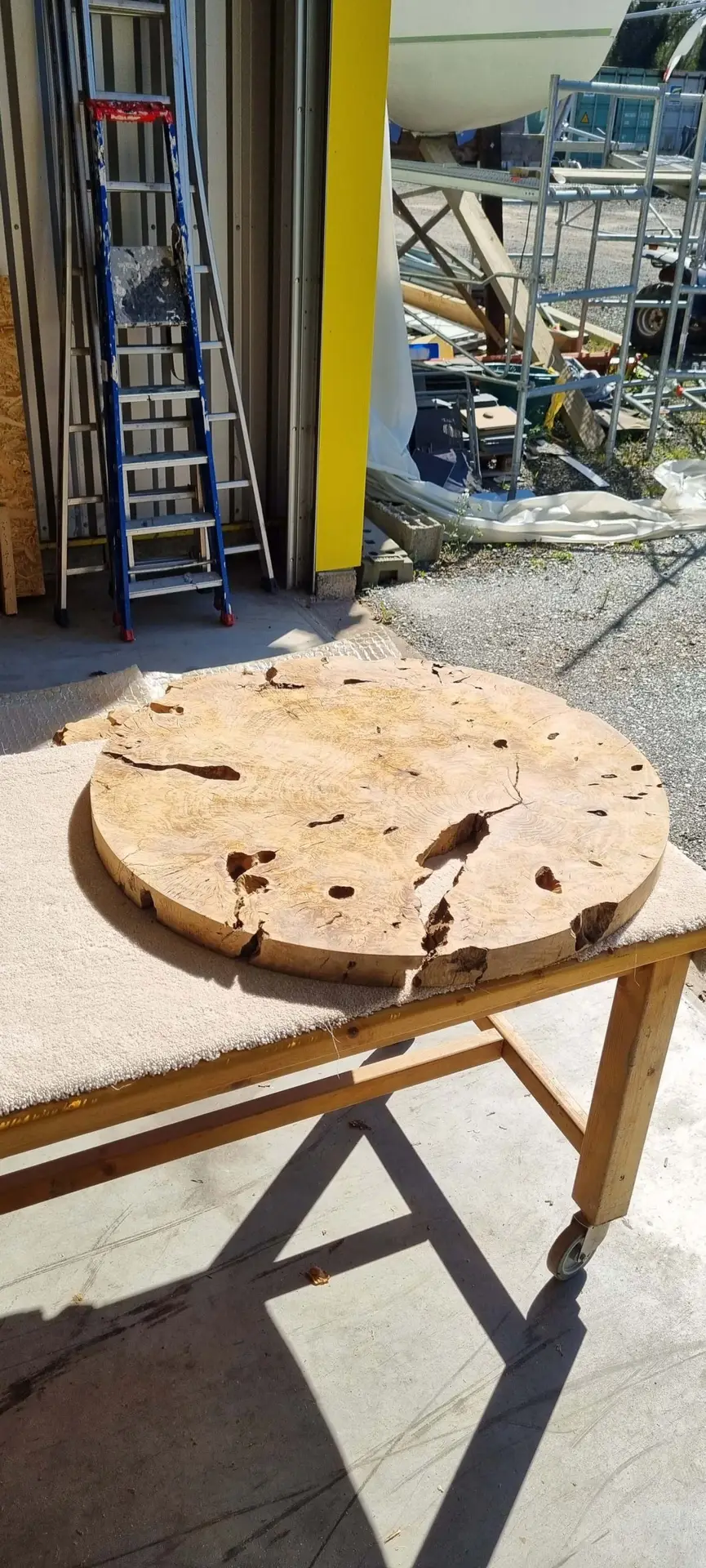 table olivier brute stanwood